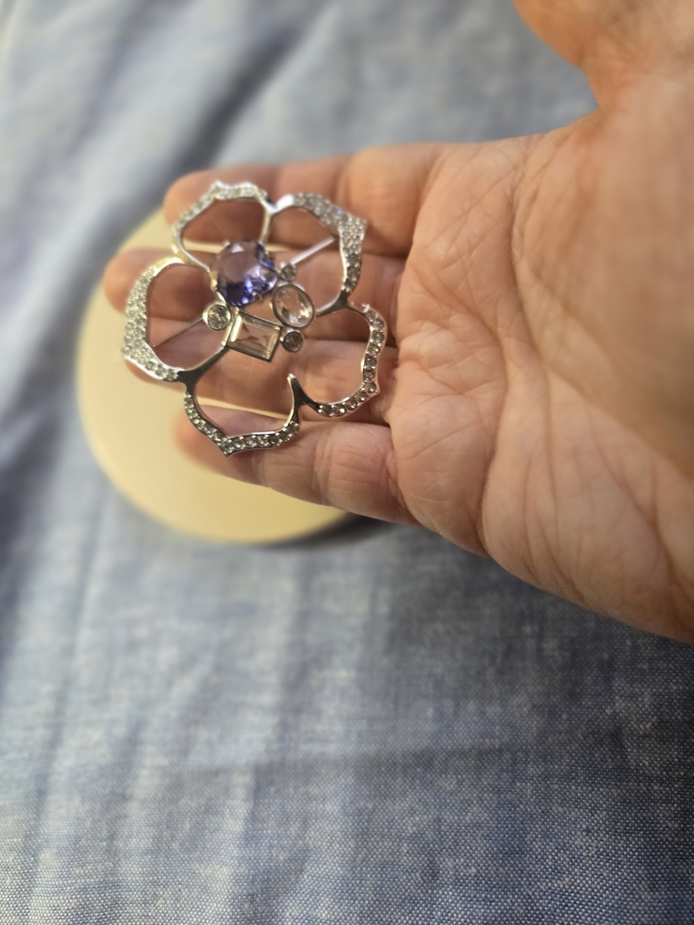 Silver Floral Brooch with Purple Gemstone Accent - Picture 3 of 3